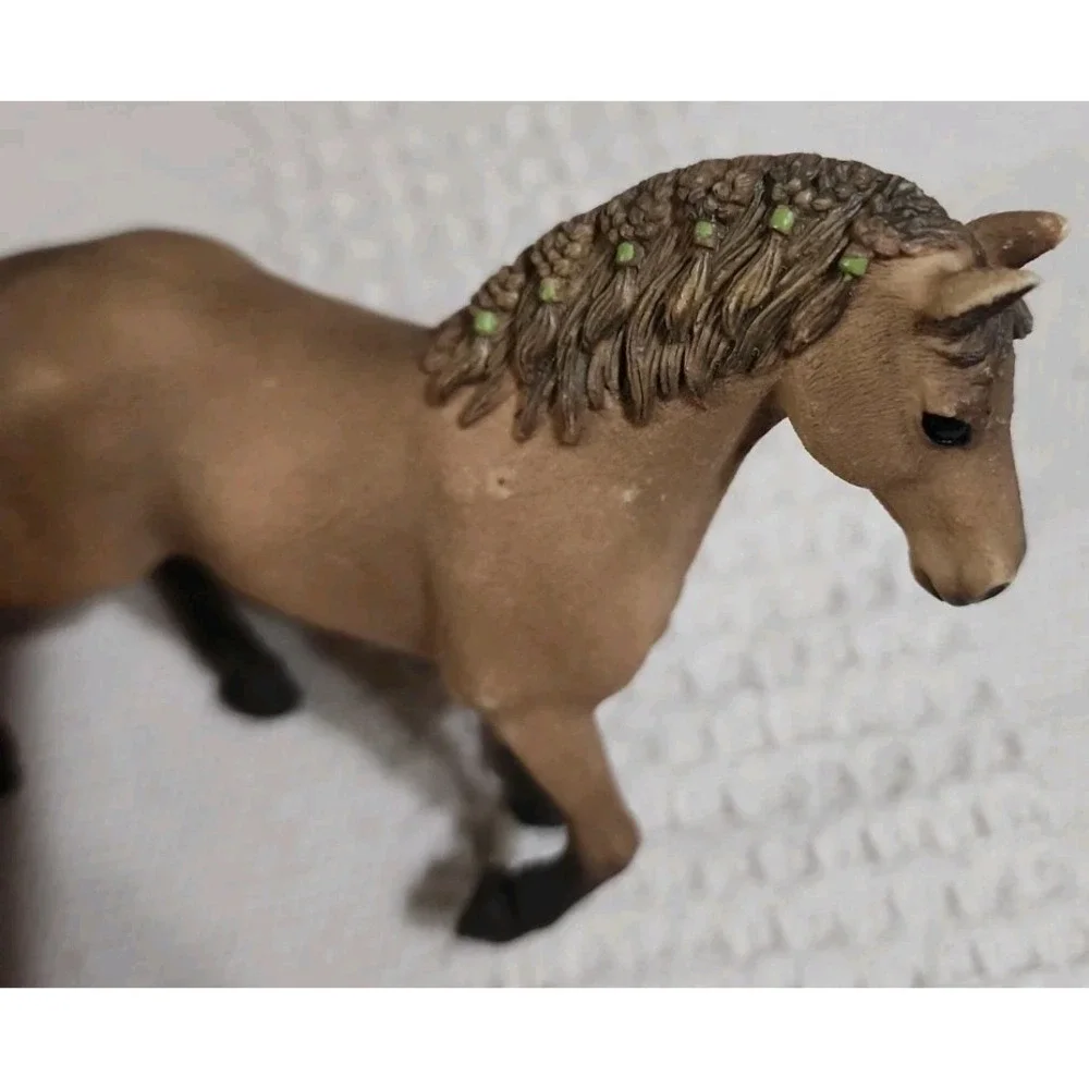 Lot of 5 Schleich Horse Figures 2016 2017 2018 Collectible Plastic Animal Models